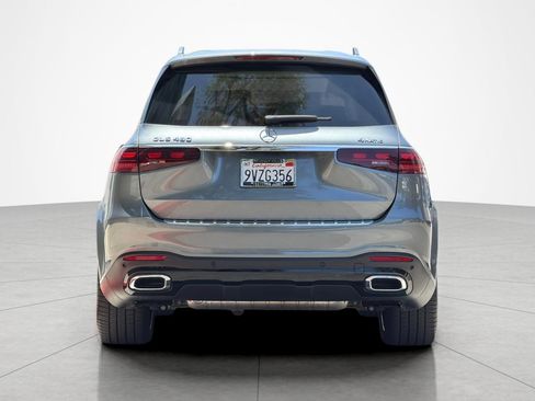 Used 2026 Mercedes-Benz GLS 450 4MATIC image 4