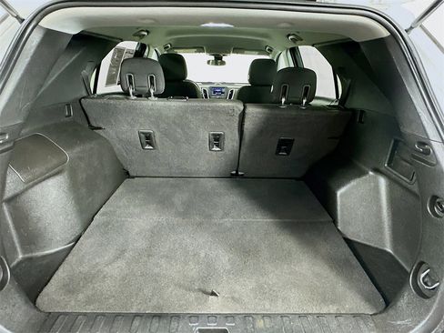 Used 2020 Chevrolet Equinox LT image 23
