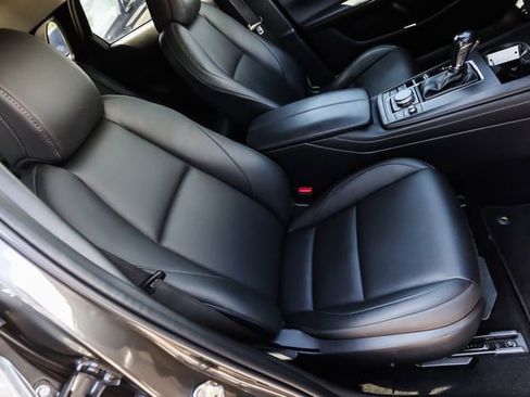 Used 2022 MAZDA CX-30 AWD 2.5 S w/ Select Package image 38