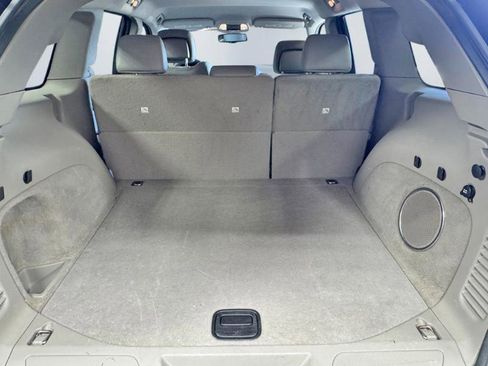 Used 2011 Jeep Grand Cherokee Laredo image 19