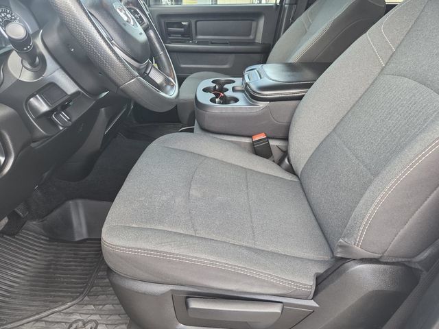 Used 2024 RAM 3500 Tradesman w/ Chrome Appearance Group AWD/4WD image 26