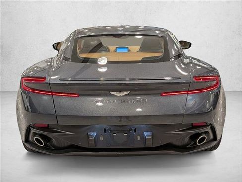 Used 2023 Aston Martin DB11 Coupe image 6