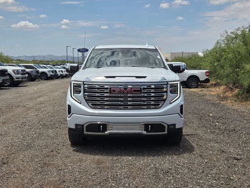 Used 2026 GMC Sierra 1500 Denali AWD/4WD image 2