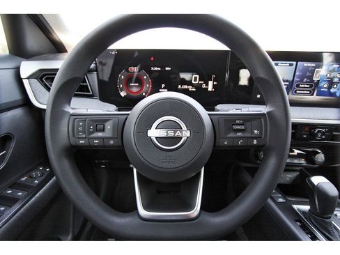 New 2026 Nissan Kicks SV image 13