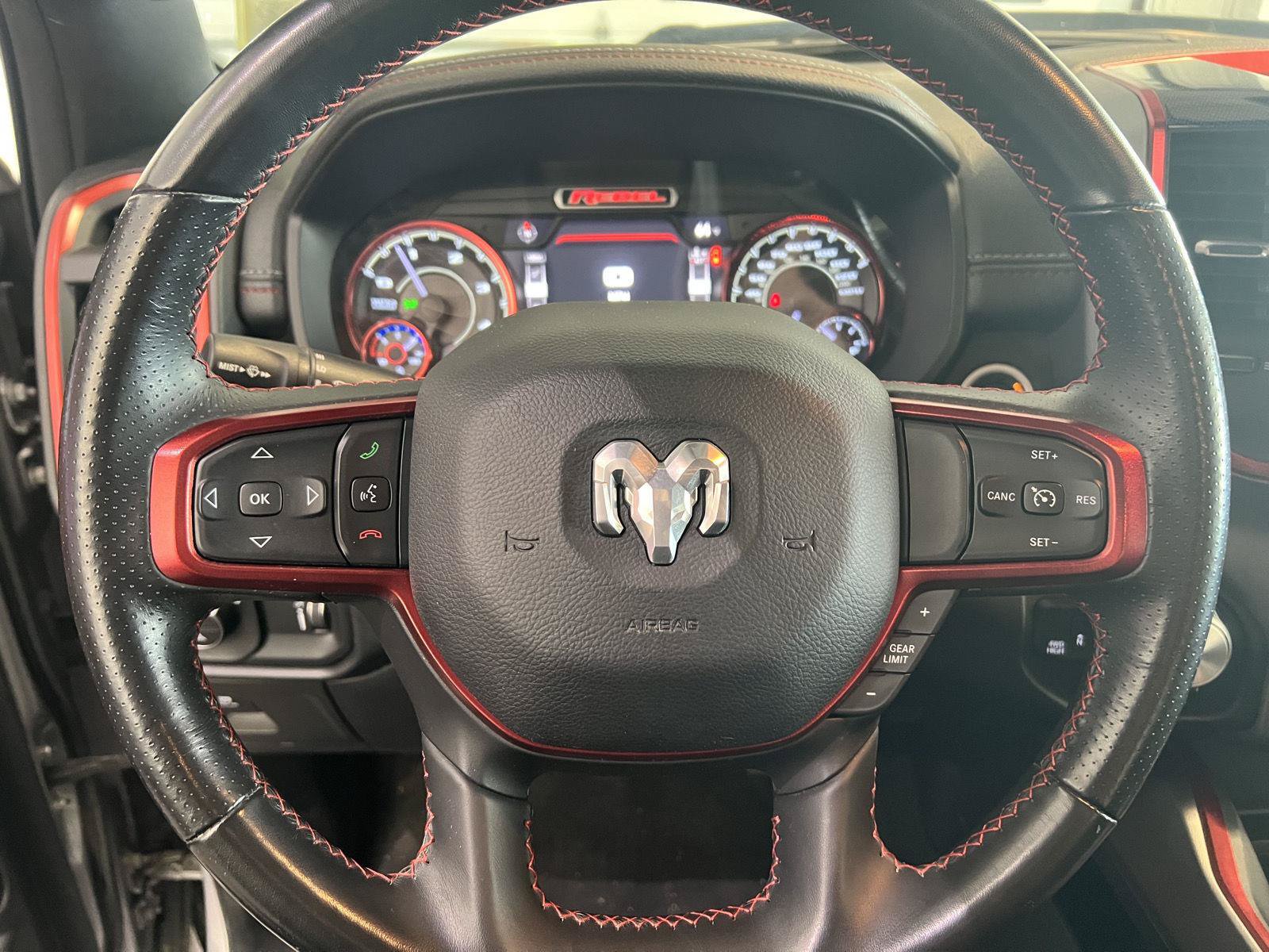 Used 2022 RAM 1500 Rebel AWD/4WD image 35