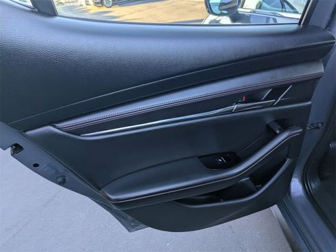 Used 2024 MAZDA MAZDA3 s image 27