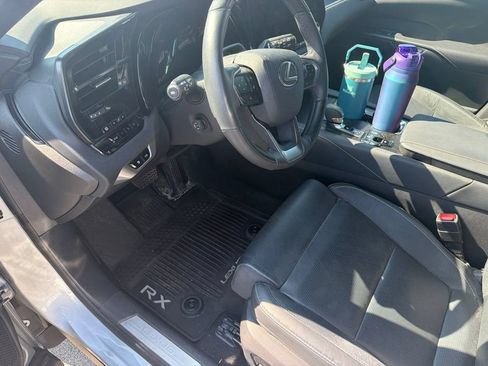 Used 2024 Lexus RX 350 w/ Convenience Package AWD/4WD image 4