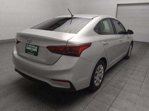 Used 2020 Hyundai Accent SE FWD image 9