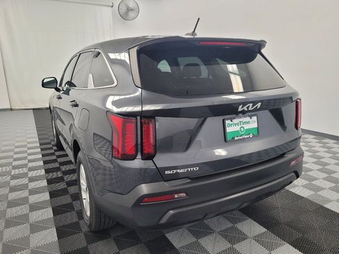 Used 2023 Kia Sorento LX FWD image 6