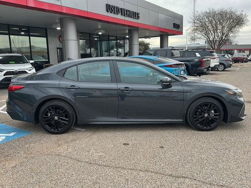 Used 2026 Toyota Camry SE image 2