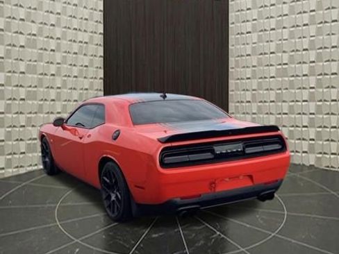 Used 2016 Dodge Challenger R/T Scat Pack RWD image 7