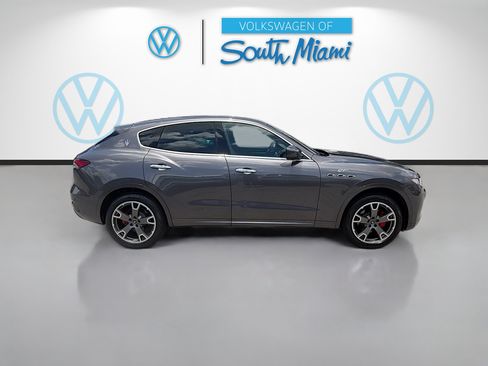 Used 2023 Maserati Levante GT AWD/4WD image 8