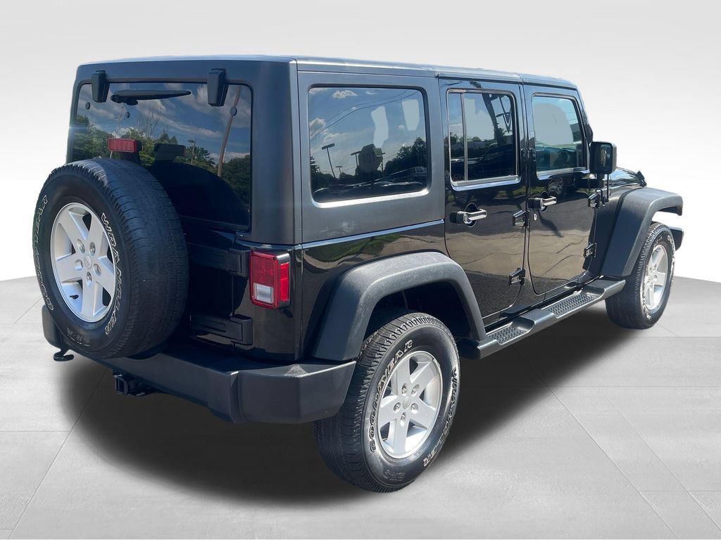 Used 2018 Jeep Wrangler Unlimited Sport S AWD/4WD image 7