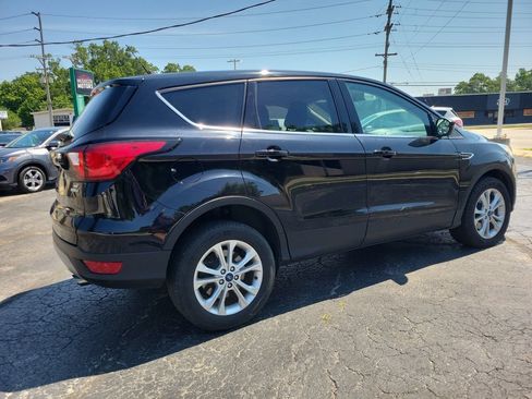 Used 2019 Ford Escape SE AWD/4WD image 4