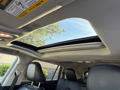 Used 2023 Toyota Highlander XLE w/ Protection Package #3 (TMS) image 22