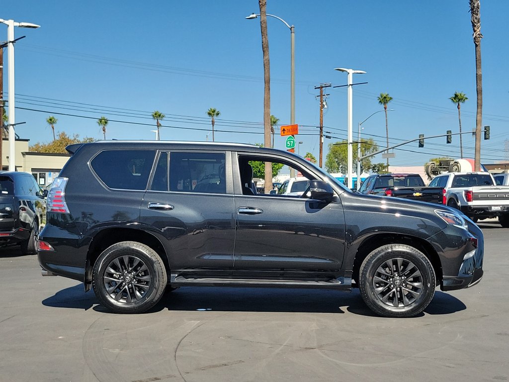 Used 2022 Lexus GX 460 Premium w/ Premium Package AWD/4WD image 34