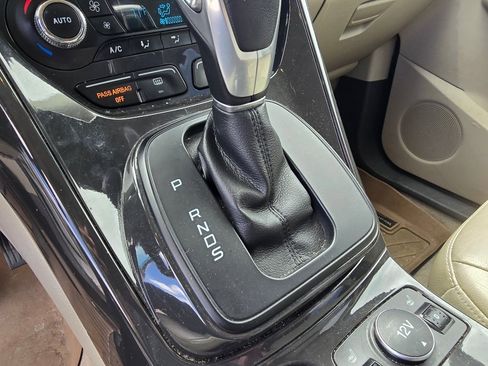 Used 2015 Ford Escape Titanium image 20