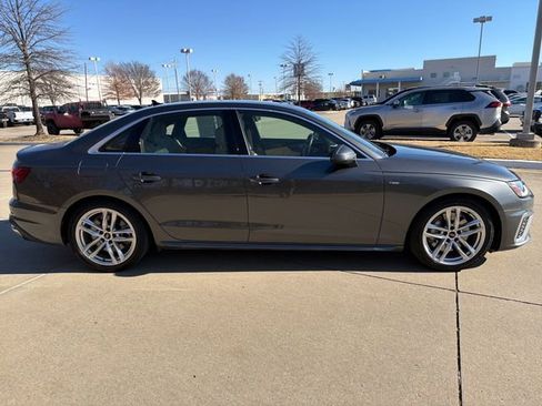 Used 2022 Audi A4 2.0T Premium Plus image 6