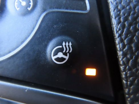 Used 2021 Chevrolet Colorado Z71 w/ Safety Package image 15