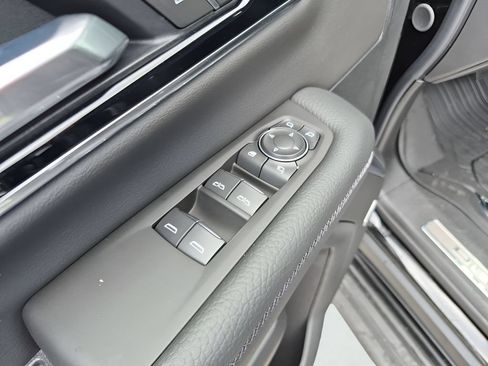 New 2026 GMC Yukon Denali w/ Advanced Technology Package AWD/4WD image 16