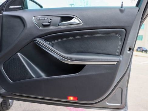 Used 2015 Mercedes-Benz GLA 250 GLA 250 image 10