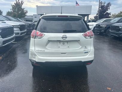 Used 2015 Nissan Rogue SL