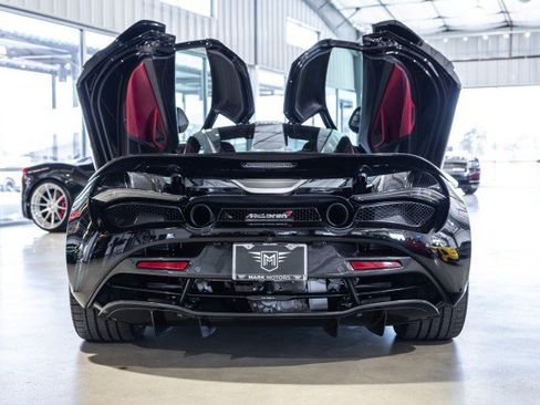 Used 2018 McLaren 720S Performance RWD image 5