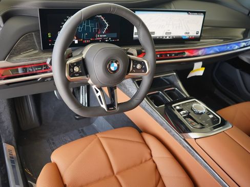 Used 2026 BMW 740i w/ Premium Package RWD image 13