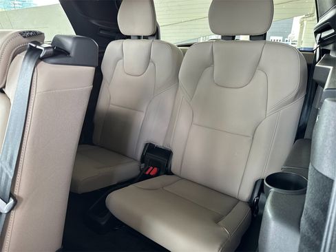 New 2026 Volvo XC90 T8 Plus image 14