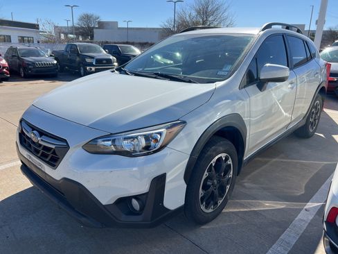 Used 2021 Subaru Crosstrek 2.0i Premium w/ Popular Package #2 image 1