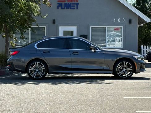 Used 2021 BMW 330i xDrive Sedan w/ Premium Package AWD/4WD image 4