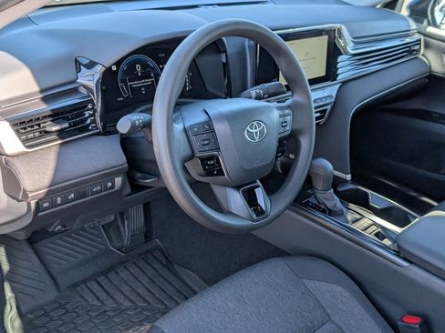 Used 2026 Toyota Camry LE image 14