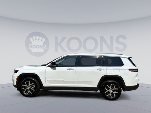 Used 2023 Jeep Grand Cherokee L Limited AWD/4WD image 2