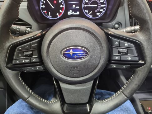 Used 2025 Subaru Forester Premium AWD/4WD image 20
