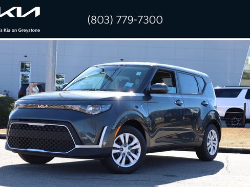 New 2025 Kia Soul LX image 1