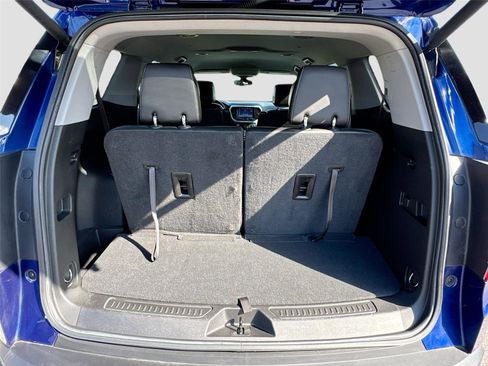 Used 2023 GMC Acadia SLT w/ Technology Package image 25