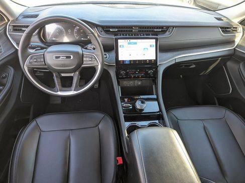 Used 2023 Jeep Grand Cherokee L Limited w/ Trailer Tow Group (B) image 29