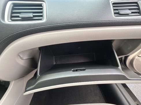 Used 2013 Honda Civic LX image 36