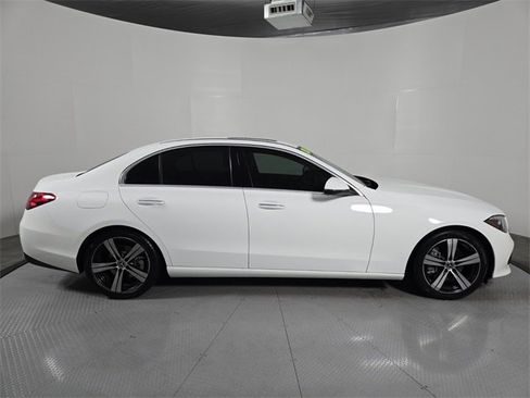 Used 2022 Mercedes-Benz C 300 C 300 image 3