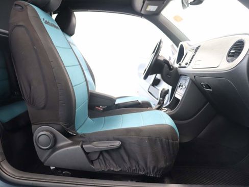 Used 2018 Volkswagen Beetle 2.0T Coast w/ Coast Lighting Package image 13