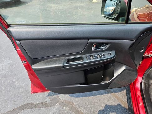 Used 2013 Subaru Impreza 2.0i Premium image 9