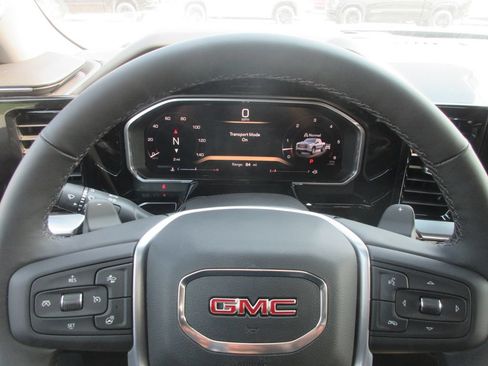 New 2026 GMC Sierra 1500 SLT w/ SLT Premium Package AWD/4WD image 18