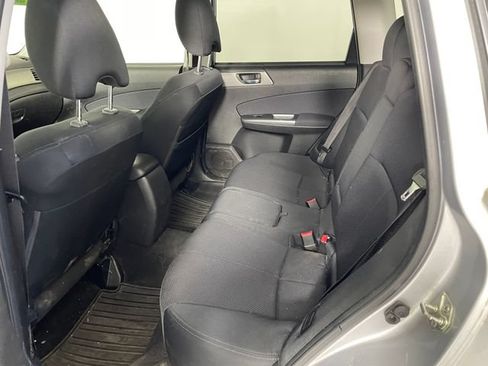Used 2013 Subaru Forester 2.5X Premium w/ All-Weather Plus Pkg AWD/4WD image 14