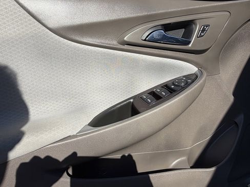 Used 2020 Chevrolet Malibu LS image 16