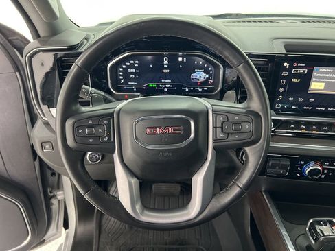 Used 2022 GMC Sierra 1500 SLT w/ SLT Premium Plus Package image 10