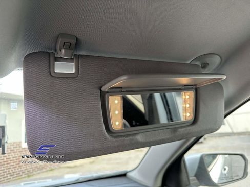 Used 2021 GMC Terrain SLT image 38