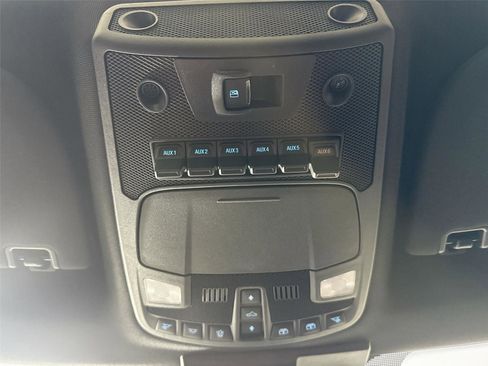 Used 2022 Ford F250 Platinum w/ Tremor Off-Road Package AWD/4WD image 22