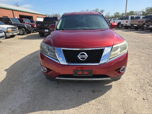 Used 2016 Nissan Pathfinder SV image 7