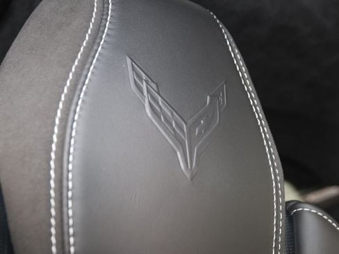 Used 2025 Chevrolet Corvette Z06 w/ Z07 Performance Package RWD image 18