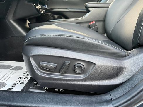 Used 2020 Toyota Prius Prime XLE image 26